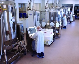 Photo 2: The FlexFactory ballroom production and purification line at GE Healthcare’s Xcellerex contract manufacturing facility in Marlborough, MA (WWW.GELIFESCIENCES.COM)